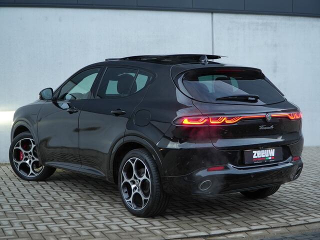 Alfa Romeo Tonale 1.3T PHEV 280 PK Veloce | Pano | Leder | Harman | Winter | 19"