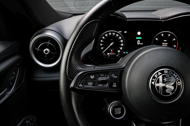 Alfa Romeo Tonale 1.5T Hybrid Edizione Speciale ACC / APPLE CARPLAY / HALF LEDER