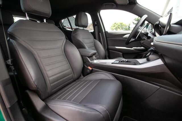 Alfa Romeo Tonale 1.5T Hybrid Veloce - Leer | Stoel+stuurverw | Ad. Cruise | 19" | Nav