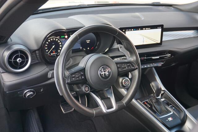 Alfa Romeo Tonale 1.5T Hybrid Veloce stoel koeling | leer | ACC | H&K