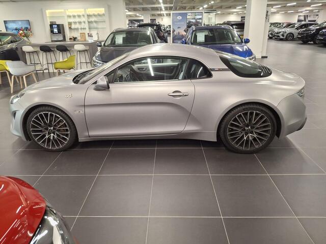 Alpine A110 1.8 Turbo 300PK Légende GT | 070/300 | Mercury Silver Mat | Focal | Leer | Camera | Carplay | 18" Grand Prix diamond-cut velgen