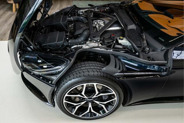 Aston Martin DB11 Volante 4.0 V8
