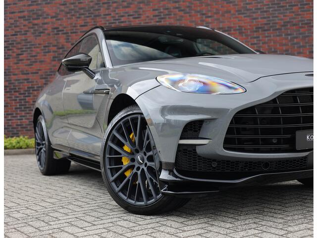 Aston Martin DBX 4.0 V8 707 | China Grey - Carbon Pack