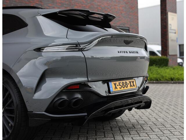 Aston Martin DBX 4.0 V8 707 | China Grey - Carbon Pack