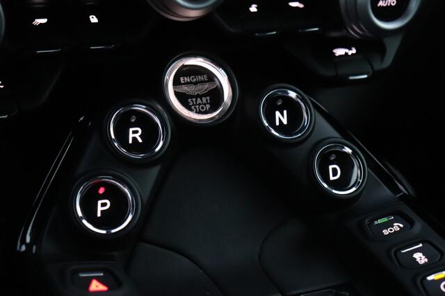 Aston Martin VANTAGE 4.0 V8 | 510 PK! | NL AUTO | LEDER | MEMORY | STOELVERWARMING | 360° CAMERA | CRUISE | NAVI |