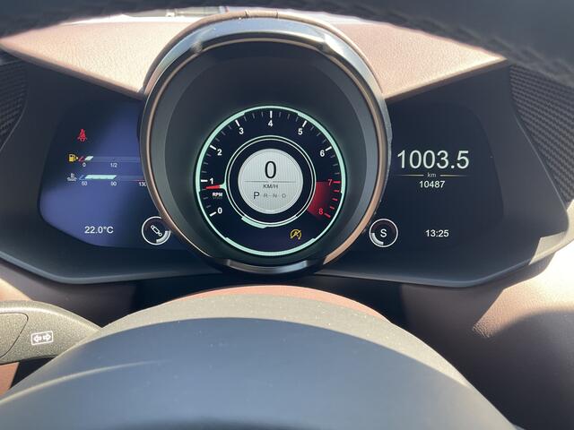 Aston Martin VANTAGE Roadster 4.0 V8 360° Leer Sportzetels 21 Inch Xenon-Grey 10.487KM!