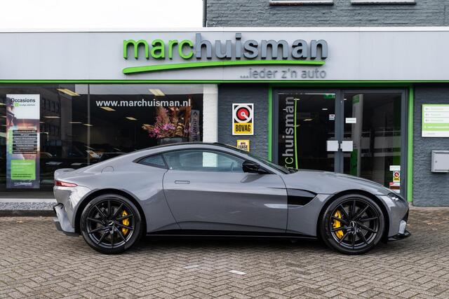 Aston Martin VANTAGE 4.0 V8