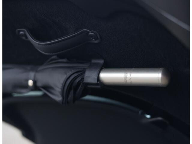 Aston Martin VANTAGE 5.2 V12 | AM Heritage Green - 1/333