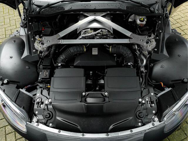 Aston Martin VANTAGE 4.0 V8 - 5.305km! - Dealer Maintenance