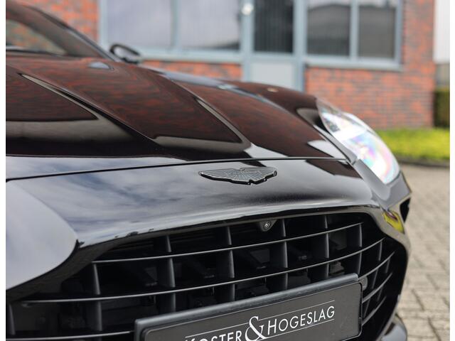 Aston Martin VANTAGE 4.0 V8 | Onyx Black