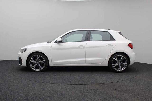 Audi A1 Sportback 25 TFSI 2019 NAP | Carplay | Goed onderhouden | Airco | Elektrische ramen + spiegels | Bluetooth | Automatische verlichting | 18'' Lichtmetaal | USB | 2 sleutels |