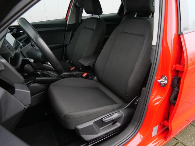 Audi A1 Sportback 30 TFSI 116pk Pro Line S Automaat Navigatie / PDC / DAB / 17 Inch