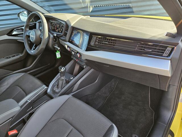 Audi A1 Sportback 35 TFSI S Line 150pk Dealer O.H | Apple Carplay | S Line Sportstoelen Verwarmd | LED Koplampen | Virtual | 17"L.M | Laneassist |