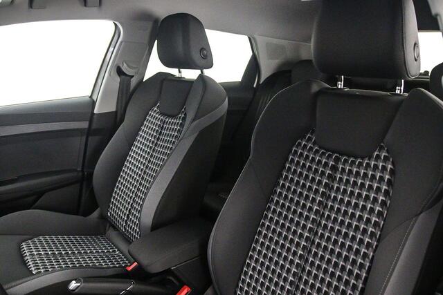 Audi A1 Sportback 25 TFSI S edition | Keyless | Adapt. Cruise | Keyless | Carplay | Stoelverwarming | S Line |