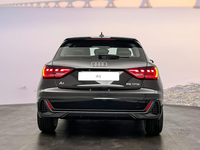 Audi A1 Sportback S edition 25 TFSI 70 kW / 95 pk Sportback 7 versn.