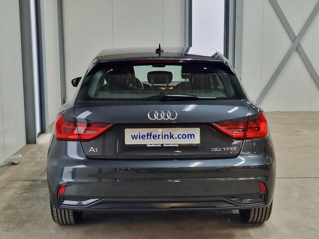 Audi A1 Sportback 30 TFSI Advanced edition | Navi | PDC v + a | Winter pack