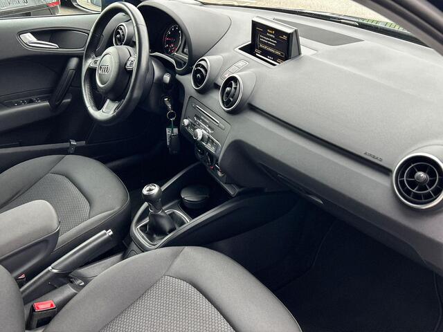Audi A1 Sportback 1.0 TFSI Adrenalin 95pk | S-line | Airco |