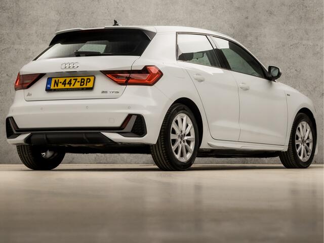 Audi A1 Sportback 25 TFSI S-Line Sport Automaat (VIRTUAL COCKPIT, CLIMATE, STOELVERWARMING, SPORTSTOELEN, GETINT GLAS, LANE ASSIST, LM VELGEN, CRUISE, NIEUWSTAAT)