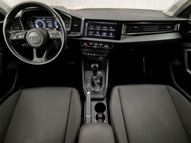 Audi A1 Sportback 25 TFSI S-Line Sport Automaat (VIRTUAL COCKPIT, CLIMATE, STOELVERWARMING, SPORTSTOELEN, GETINT GLAS, LANE ASSIST, LM VELGEN, CRUISE, NIEUWSTAAT)