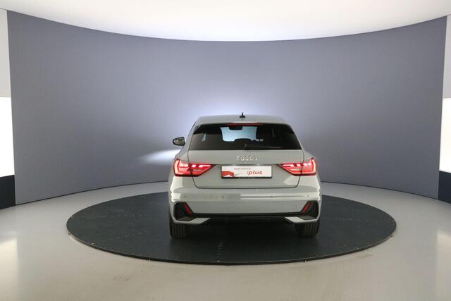 Audi A1 Sportback 25 TFSI S edition | Virtual cockpit | ACC | Led | Carplay | Audi sound | Optiek pakket | Sportstoelen |