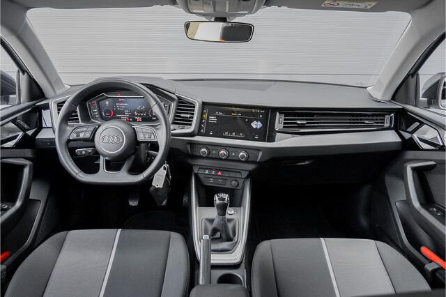 Audi A1 citycarver 25 TFSI Advanced CarPlay ACC Airco