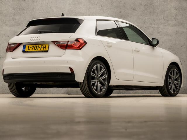 Audi A1 Sportback 25 TFSI Pro Line Sport Automaat (APPLE CARPLAY, GETINT GLAS, LM VELGEN, SPORTSTOELEN, LANE ASSIST, PARKEERSENSOREN, NIEUWSTAAT)
