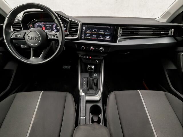 Audi A1 Sportback 25 TFSI Pro Line Sport Automaat (APPLE CARPLAY, GETINT GLAS, LM VELGEN, SPORTSTOELEN, LANE ASSIST, PARKEERSENSOREN, NIEUWSTAAT)