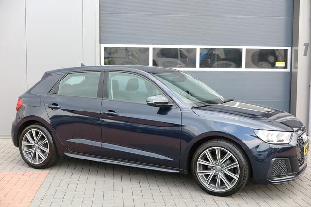 Audi A1 Sportback 30 TFSI 116pk S-Tronic epic Navi via Carplay , Climatronic, Parkeersensoren , LMV , Cruise , Lane assist. etc.