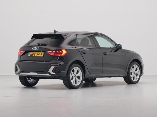 Audi A1 allstreet 30 TFSI 116 pk S-Tronic Advanced edition Camera, Navi, Ambient light, Adaptive cruise