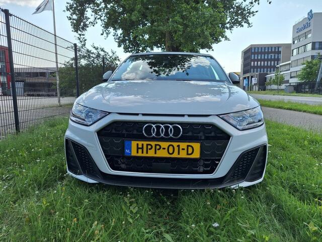 Audi A1 30 TFSI S-LINE Automaat