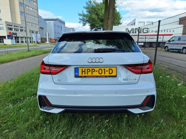 Audi A1 30 TFSI S-LINE Automaat