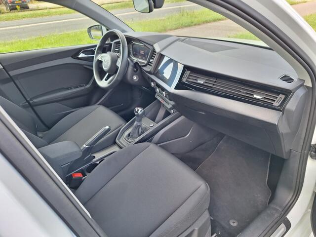 Audi A1 30 TFSI S-LINE Automaat
