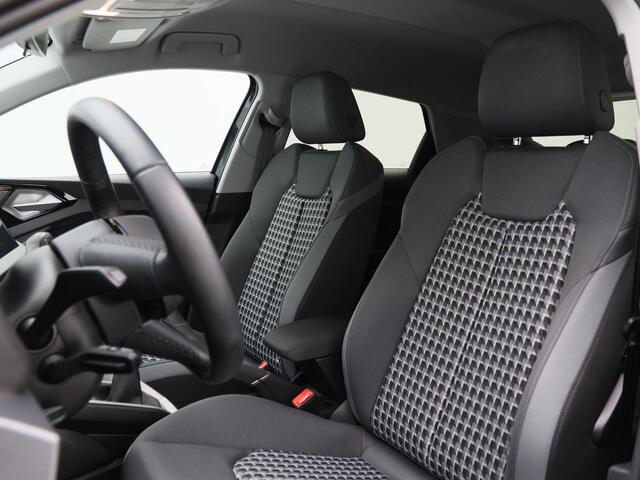 Audi A1 Sportback 25 TFSi Advanced | Cruise Control | CarPlay | Bluetooth | Stoelverwarming | Parkeersensoren Achter | 17 Inch | 5.630 Km!!