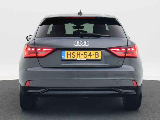Audi A1 Sportback 25 TFSi Advanced | Cruise Control | CarPlay | Bluetooth | Stoelverwarming | Parkeersensoren Achter | 17 Inch | 5.630 Km!!
