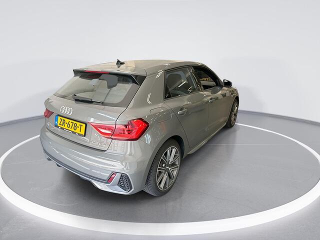 Audi A1 Sportback 30 TFSI 110pk S-Tronic S Line · Camera · Apple/Android Car Play · P-Sensoren · Cruise Control · Airco · 17'' Inch ·