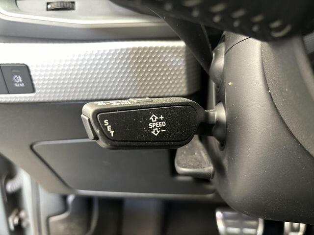 Audi A1 Sportback 30 TFSI 110pk S-Tronic S Line · Camera · Apple/Android Car Play · P-Sensoren · Cruise Control · Airco · 17'' Inch ·