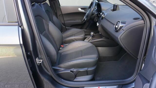 Audi A1 Sportback 1.8 TFSI 192PK 3x S-Line Pano.Dak 18inch LM Xenon/LED H-Leder *Daytona Grey Pearl* 1e Eigenaar! Audi O.H.