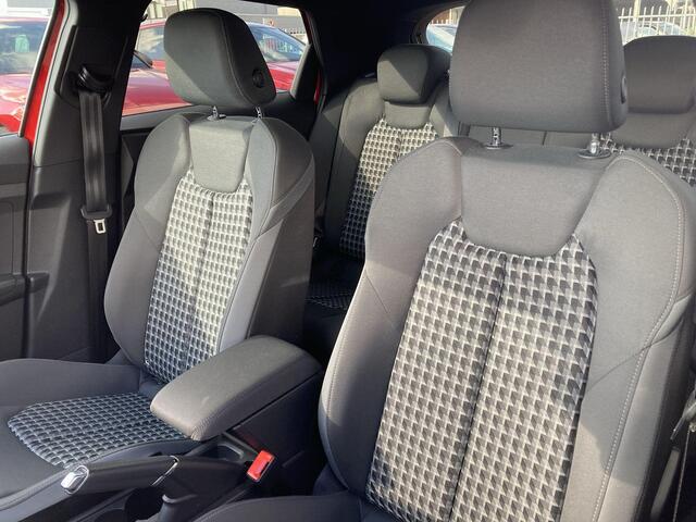 Audi A1 Sportback 25 TFSI/95PK epic · Apple Car Play · Cruise control · Airco · 17'' Velgen ·