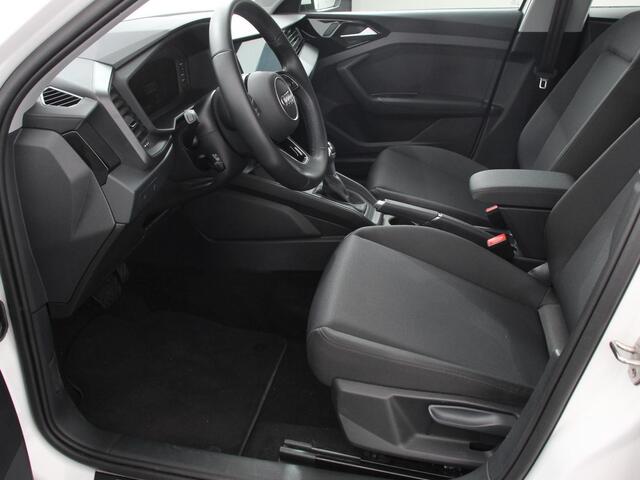 Audi A1 Sportback 30 TFSI 110pk Automaat Advanced Climate Control Navigatie Apple Carplay/Android Auto Voorstoelen verwarmd Cruise control Lichtmetalen velgen Two Tone