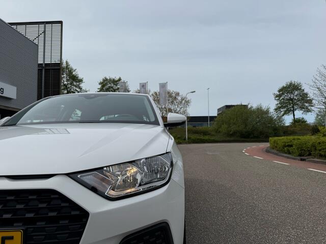 Audi A1 Sportback 25 TFSI Pro Line / Digitale Cockpit / Airco / APP / 15" LMV