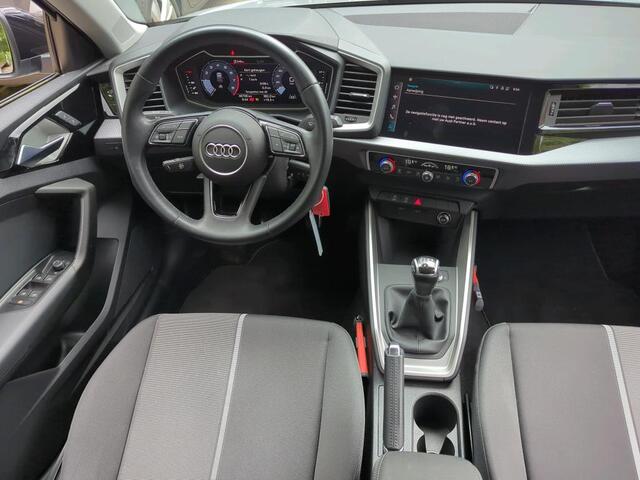 Audi A1 Sportback 25 TFSI epic / 17 Inch / Getint glas / Apple carplay / 12 maanden Audi Select +