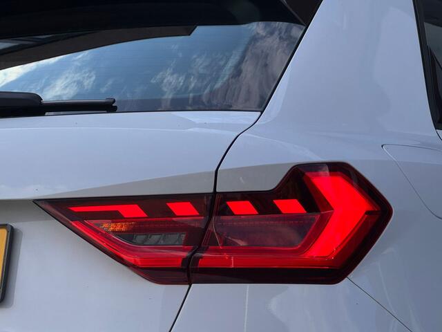 Audi A1 Sportback 30 TFSI 116PK Automaat Epic LED Dynamisch Apple-Carplay