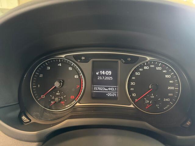 Audi A1 Sportback 1.0 TFSI Adrenalin Clima,Xenon,17inch,S-line,Led,Navi