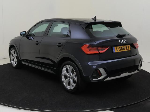 Audi A1 citycarver 30 TFSI Advanced edition | LED verlichting | Navigatie Plus | Cruise control | CarPlay | Elektrisch inklapbare buitenspiegels | Parkeersensoren achter | Climate control |