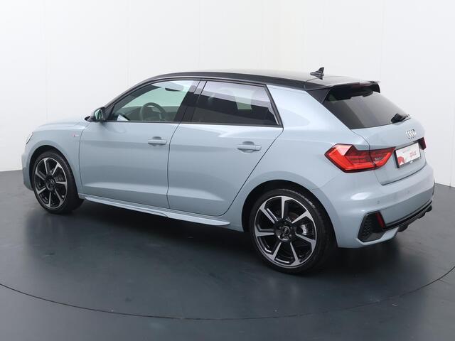 Audi A1 Sportback 35 TFSI S edition | 150 PK | Automaat | 18" | Parkeersensoren | Stoelverwarming | Keyless |