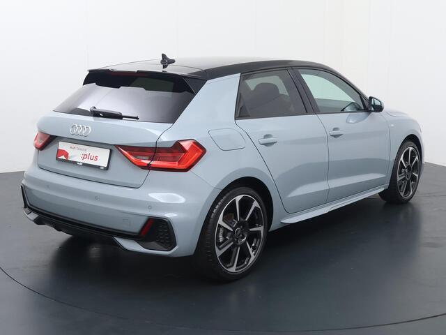 Audi A1 Sportback 35 TFSI S edition | 150 PK | Automaat | 18" | Parkeersensoren | Stoelverwarming | Keyless |