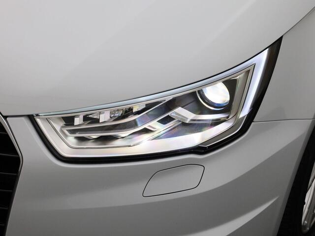 Audi A1 Sportback 1.0 TFSI/95PK Advance Sport · Navigatie · Trekhaak · Leder/stof