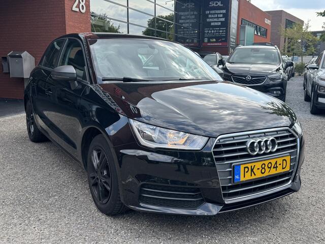 Audi A1 Sportback 1.0 TFSI Sport // AIRCO // STOELVERWARMING // LICHT METALEN VELGEN // KEY LESS ENTRY