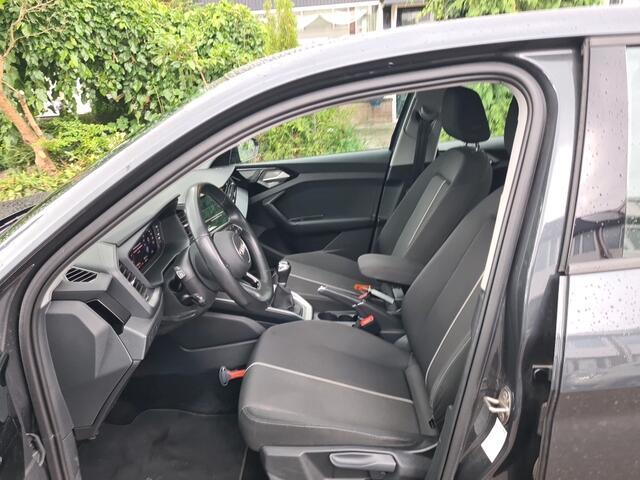 Audi A1 Sportback 25 TFSI 95pk epic / Clima / Parkeersensoren Achter / App-Connect / 17"