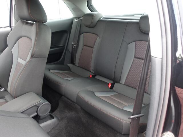 Audi A1 1.0 TFSi Design Plus S-Line I NL-Auto I Clima I Cruise I Navi I